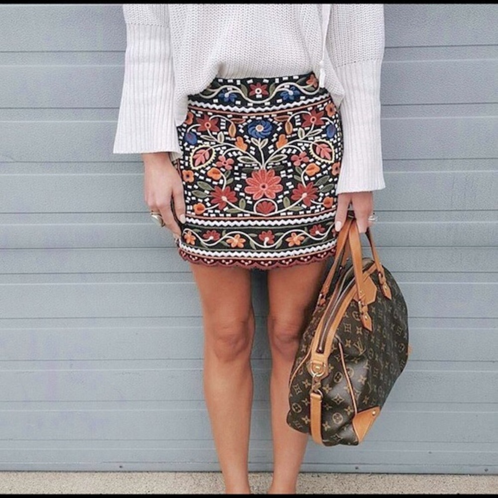 Goodnight Macaroon Embroidered Mini Skirt